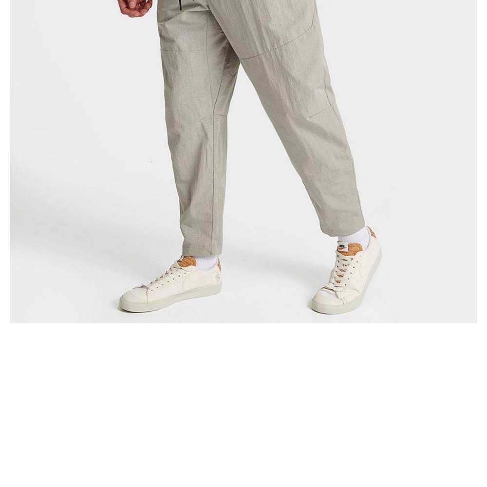 MEN'S NIKE SPORTSWEAR TECH ESSENTIALS LINED COMMUTER PANTS  Gray